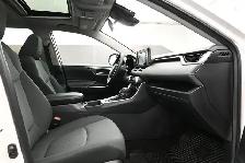 2022 Toyota RAV4 XLE AWD, HEATED SEATS, BACKUP CAMERA & MORE! - Photo 32