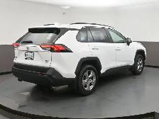 2022 Toyota RAV4 XLE AWD, HEATED SEATS, BACKUP CAMERA & MORE! - Photo 36
