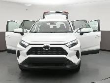 2022 Toyota RAV4 XLE AWD, HEATED SEATS, BACKUP CAMERA & MORE! - Photo 56