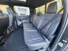 2027 RAM 1500 Sport - Photo 41