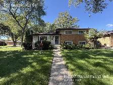 Beautiful Renovated 3 1 Bedroom Home in East Windsor! Plus Util