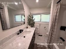 Beautiful Renovated 3 1 Bedroom Home in East Windsor! Plus Util - Photo 27