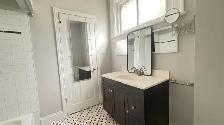 Spacious 2-Bedroom   Den Suite in Downtown Hamilton - Photo 16