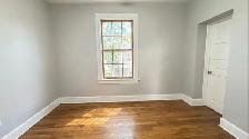 Spacious 2-Bedroom   Den Suite in Downtown Hamilton - Photo 17