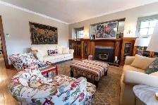 Gorgeous  One of a kind! 2 Bdrm  Main floor Unit   OLD NORTH - Photo 5