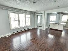 SPACIOUS & BRIGHT! 3 Bdrm Main Floor For OCT 1! - Photo 10