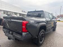 2026 Toyota Tacoma Hybrid - Photo 7