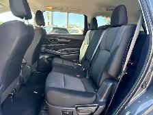 2023 Subaru Ascent Convenience OFF LEASE - PERFECT CONDITION - Photo 12