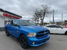 2022 Ram 1500 Classic Express 4x4 Crew Cab 5'7' Box