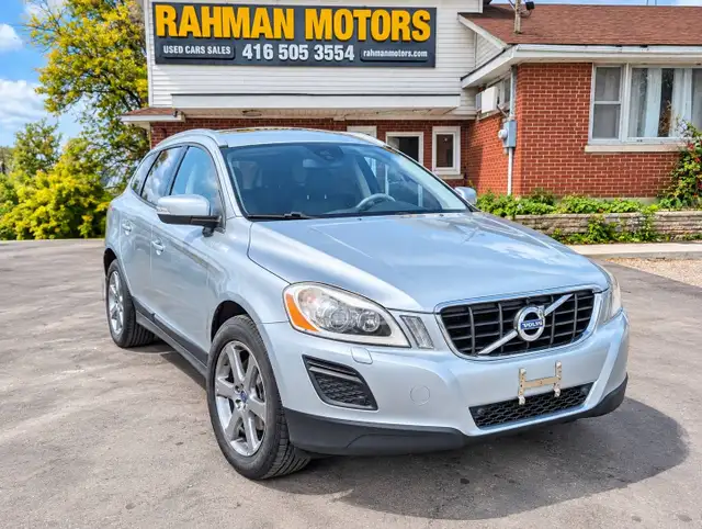 2013 Volvo XC60 AWD 5dr T6 | Sun-roof! | Heated seats! | No acci