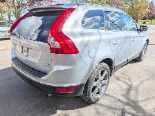 2013 Volvo XC60 AWD 5dr T6 | Sun-roof! | Heated seats! | No acci - Photo 4