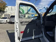 2006 Ford F-250 Super Duty XL Extended Cab Pickup With Power Lif - Photo 11