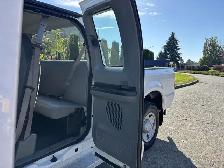 2006 Ford F-250 Super Duty XL Extended Cab Pickup With Power Lif - Photo 29