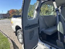2006 Ford F-250 Super Duty XL Extended Cab Pickup With Power Lif - Photo 38