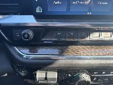 2024 Chevrolet Silverado 1500 Diesel 4x4 Pickup With Canopy - Photo 27
