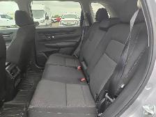 2025 Honda CR-V LX - Photo 8