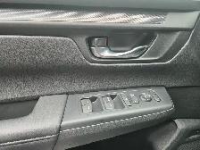 2025 Honda CR-V LX - Photo 21