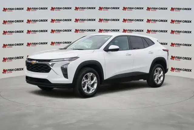 2025 Chevrolet Trax LS | No Accidents | Carplay |