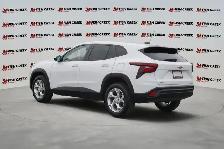 2025 Chevrolet Trax LS | No Accidents | Carplay | - Photo 3