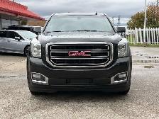 2018 GMC Yukon YUKON XL SLE 8 Passenger No Accidents ! - Photo 2