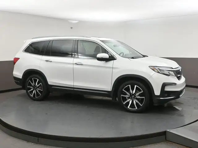 2022 Honda Pilot TOURING AWD 7 Passenger | 61,524 km | 902-464-9