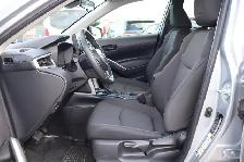 2025 Toyota Corolla Cross LE - Photo 9