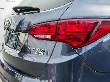 2018 Hyundai Santa Fe Sport 2.0T SE | 1 Owner | Leather | Hitch - Photo 13
