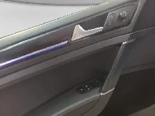 2019 Volkswagen Golf R 2.0T w/DCC & Navigation 4dr All-wheel Dri - Photo 11