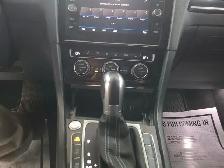 2019 Volkswagen Golf R 2.0T w/DCC & Navigation 4dr All-wheel Dri - Photo 15