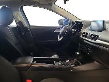 2018 Mazda MAZDA3 Touring - Photo 16