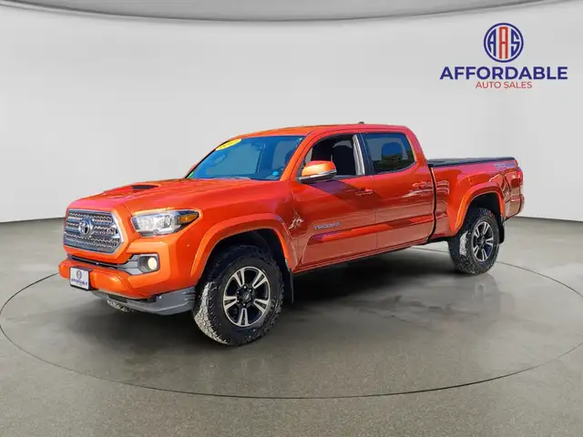 2017 Toyota Tacoma SR5 V6 4x2 Double Cab 127.4 in. WB Automatic