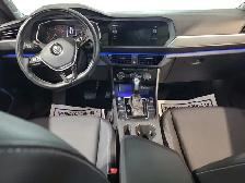 2021 Volkswagen Jetta 1.4T SEL 4dr Sedan Automatic - Photo 12
