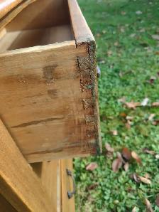 Antique 3 drawer dresser - Photo 3