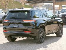 2026 Jeep Grand Cherokee Summit 4x4, Night Vision, Massage - Photo 5