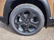 2027 Chevrolet Equinox AWD LT AWD LT - Photo 4