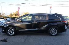 2022 Toyota Sienna - Photo 4