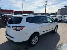 2017 Chevrolet Traverse AWD 4dr LS - Photo 3