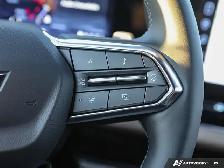 2027 Chevrolet Equinox AWD ACTIV - Photo 13