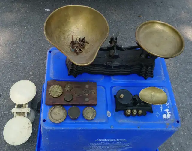 Vintage Cast Iron Balance Scales. Set of 3 Collection