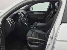2023 Volkswagen Atlas Cross Sport 3.6L - V6 - Highline Pkg - 4MO - Photo 10
