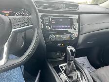 2018 Nissan Rogue SV CERTIFIED - Photo 9