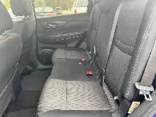 2018 Nissan Rogue SV CERTIFIED - Photo 10