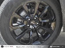 2027 GMC Terrain AWD Elevation AWD Elevation - Photo 8