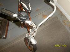 Vintage 1960's Child's Bike Solid Rubber Tires Great Condition - Photo 6