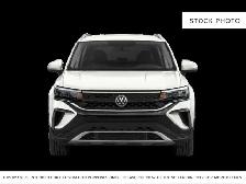 2024 Volkswagen Taos - Photo 2