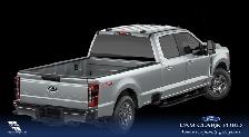 2027 Ford F-350 XLT - Photo 3