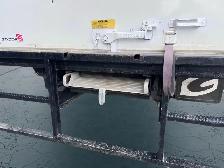 2022 Isuzu NRR BASE - Photo 2