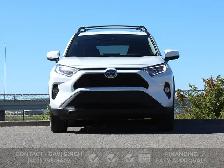 2021 TOYOTA RAV4 | AWD | XLE | HYBRID | SUNROOF - Photo 6