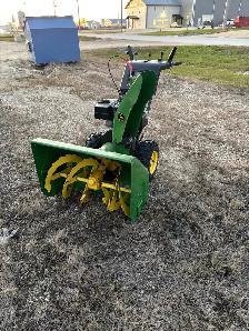 Snow Blower - Photo 3