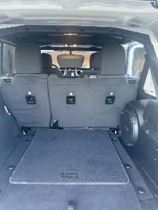 For Sale: 2021 Jeep Wrangler ultimated - Photo 8